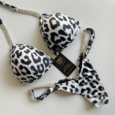“While Leopard ”Posing & Check In Competition Bikini - PRE ORDER