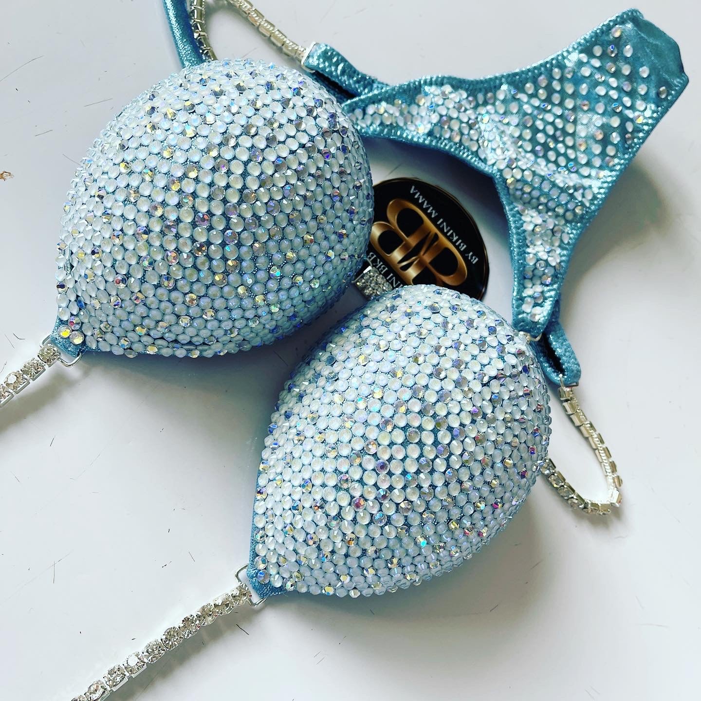 Baby blue competition bikini (618)